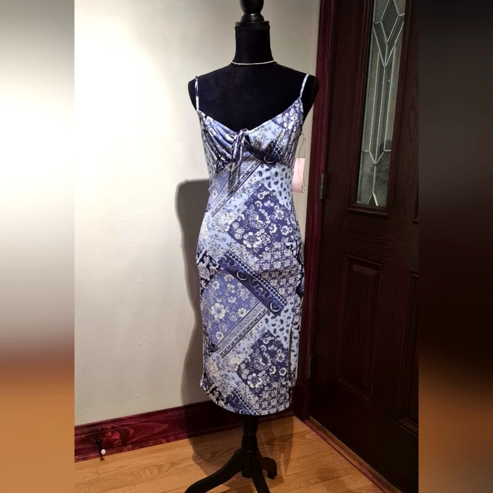Blue Floral Patchwork Dress BY INSPIRED HEARTS Size S